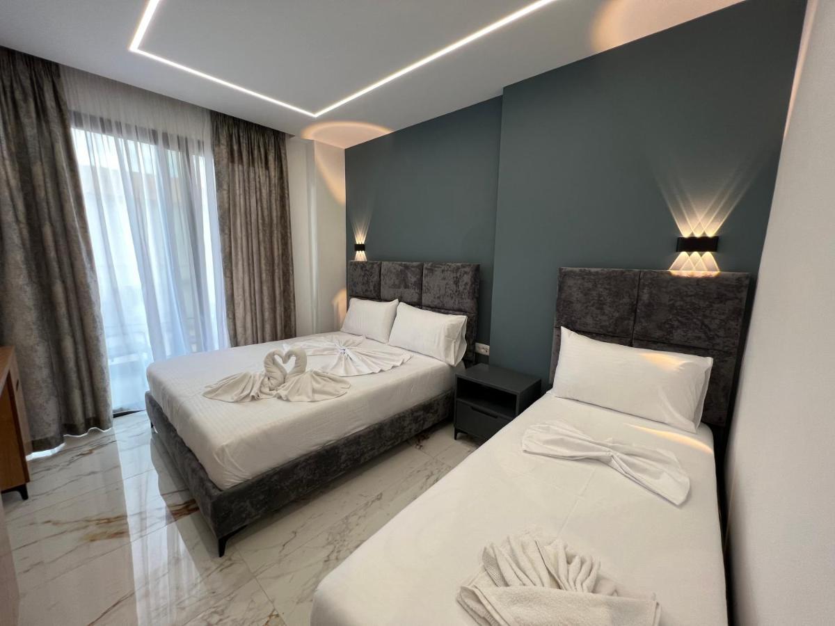 Poseidon Hotel 2 卡萨米尔 外观 照片
