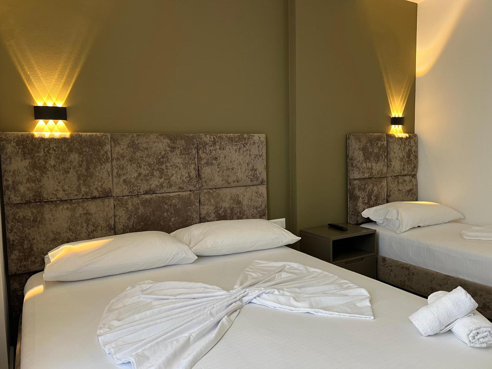 Poseidon Hotel 2 卡萨米尔 外观 照片
